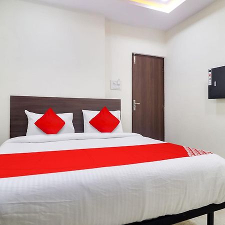 Hotel O Red Stone Hotels Haidarábád Kültér fotó