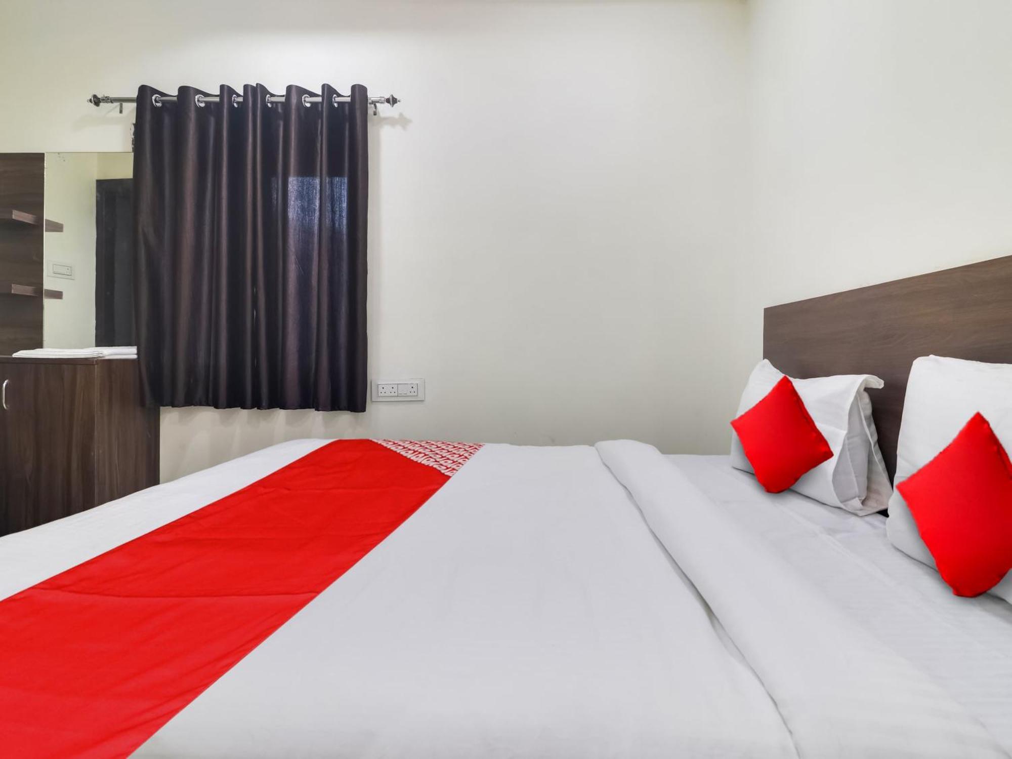 Hotel O Red Stone Hotels Haidarábád Kültér fotó