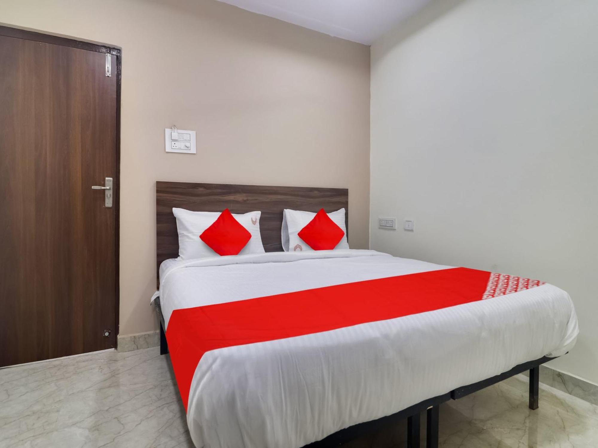 Hotel O Red Stone Hotels Haidarábád Kültér fotó