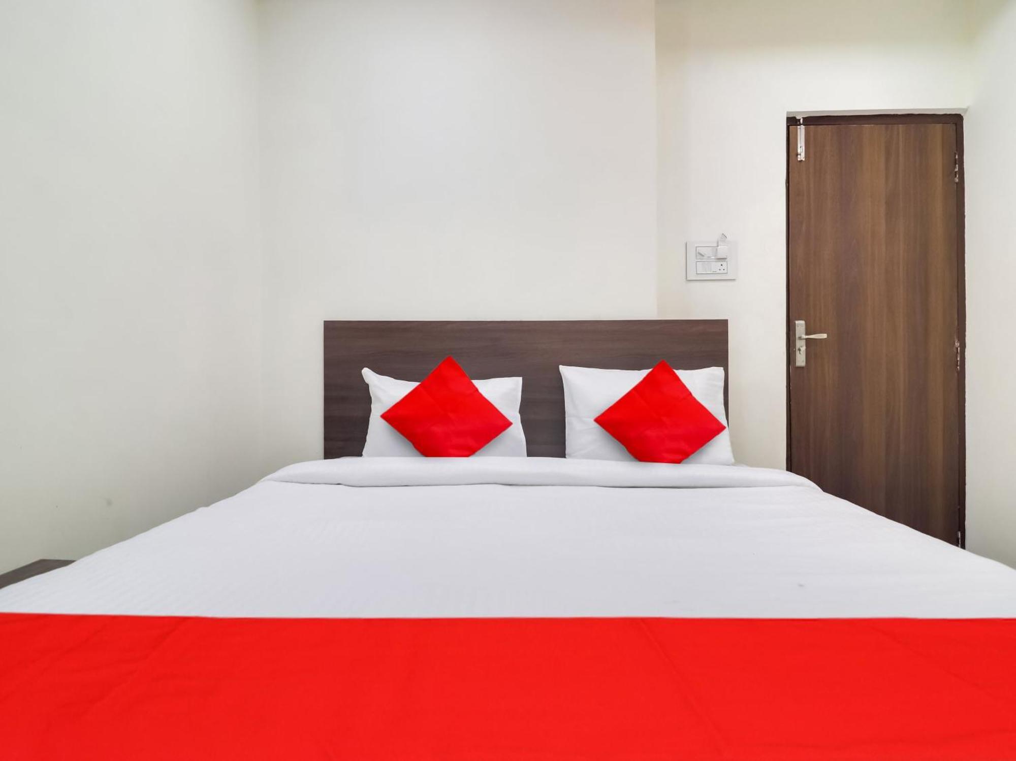 Hotel O Red Stone Hotels Haidarábád Kültér fotó