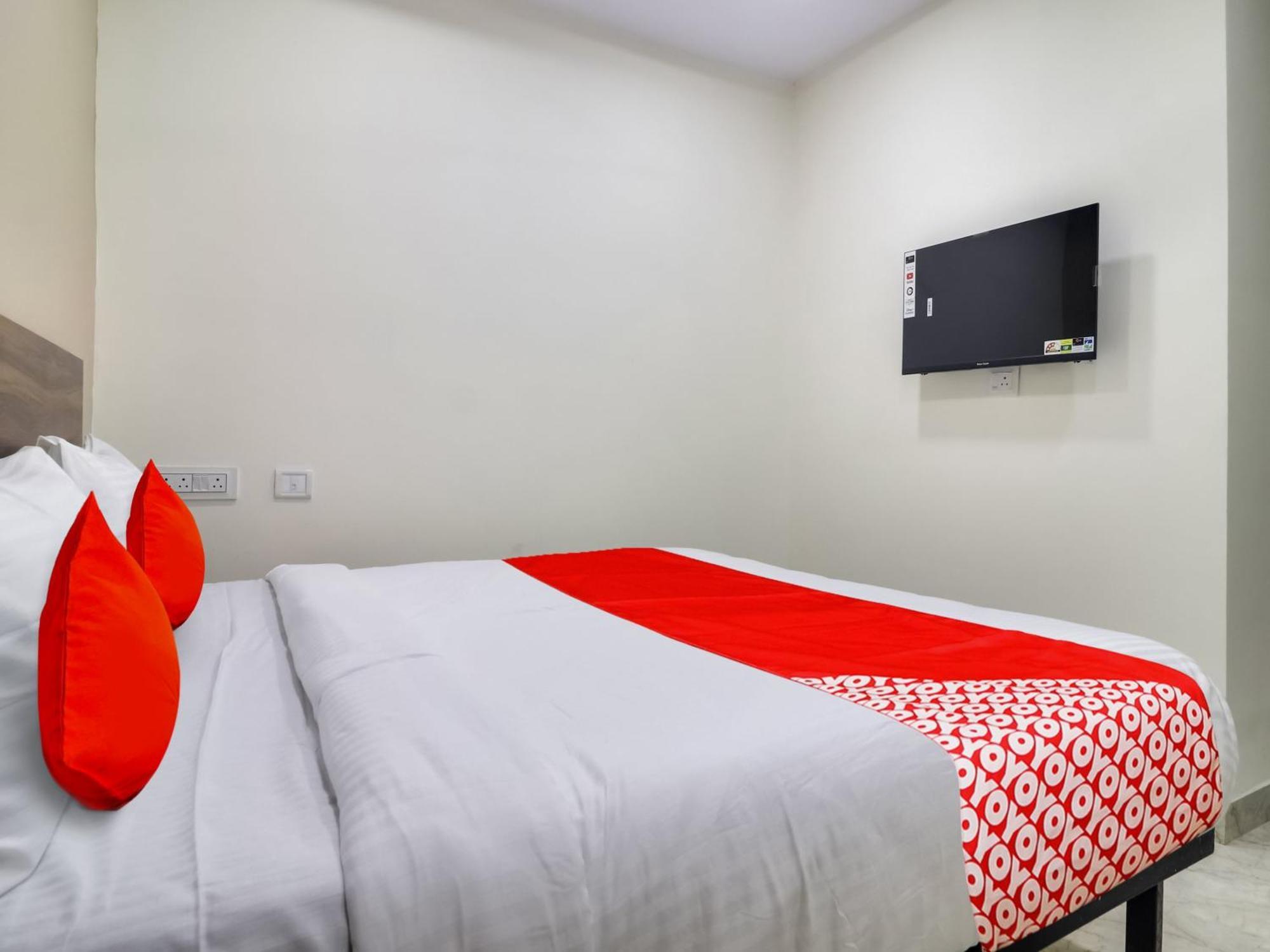 Hotel O Red Stone Hotels Haidarábád Kültér fotó