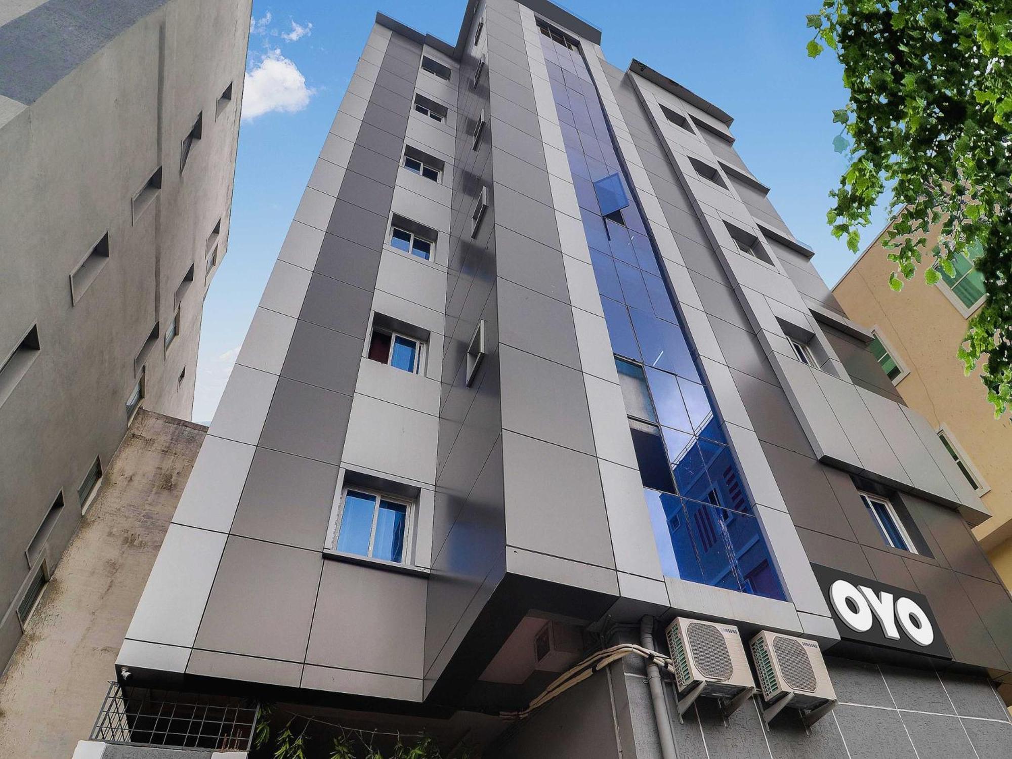 Hotel O Red Stone Hotels Haidarábád Kültér fotó
